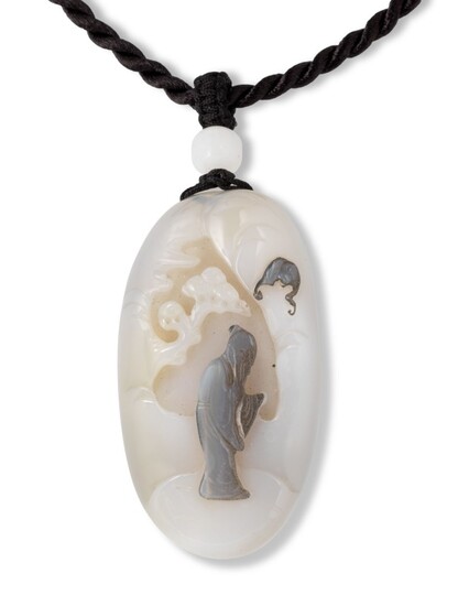 A LARGE CHINESE AGATE 'SCHOLAR' PENDANT AND AN AGATE 'MONKEY' CARVING, 19TH-20TH CENTURY