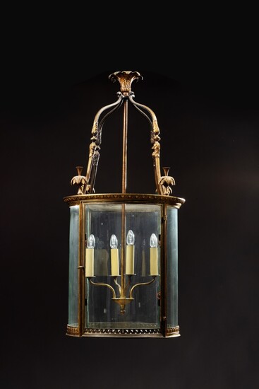 A Louis XVI style gilt-bronze circular lantern, late 19th century | Lanterne circulaire de style Louis XVI en bronze doré, fin du XIXe siècle