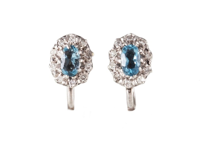 A PAIR OF AQUAMARINE AND DIAMOND CLUSTER EARRINGS, 9ct white...