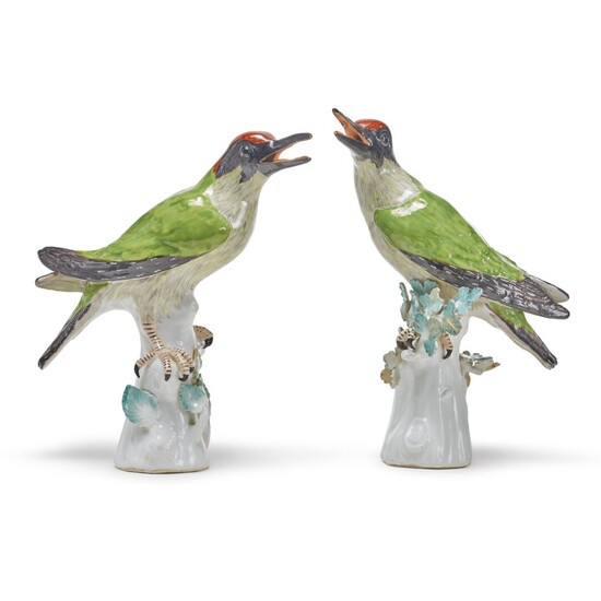 A PAIR OF MEISSEN FIGURES OF GREEN WOODPECKERS, CIRCA 1745