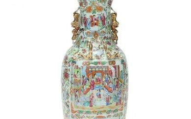 A Tall Chinese Porcelain Rose Mandarin Floor Vase