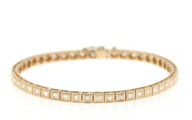 A diamond bracelet set with numerous square-cut diamonds, totalling app. 2.50 ct., mounted in 14k gold. F-G/VS. L. 19.5 cm.