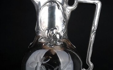 A large Art Nouveau carafe for wine or drinks