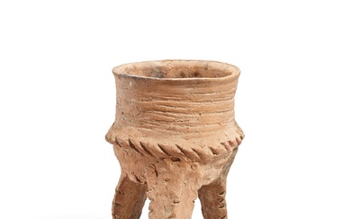 A pottery tripod vessel, Ding, Xia - Shang dynasty 夏至商 陶三足鼎