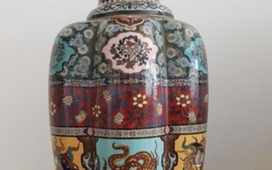 A very rare and large (60cm) signed and labeled Cloisonne lobbed vase - Cloisonne enamel - Japan - Nagoya - Meiji period (1868-1912)