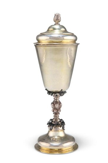 AN 18TH CENTURY RUSSIAN PARCEL-GILT SILVER CUP AND