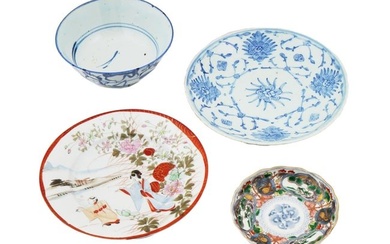 ANTIQUE CHINESE QING PORCELAIN PLATES AND BOWL