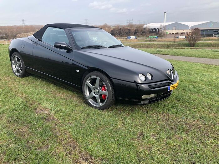 Alfa Romeo - Spider 3.0 V6 - 1999