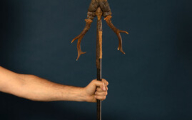 An unusual Halberd spear / battle-axe with two daggers - Persia