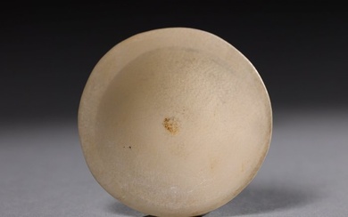 Ancient Egyptian Alabaster Offering plate. 4,5 cms
