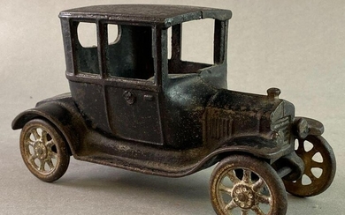 Antique Arcade Cast Iron Ford Model T Coupe