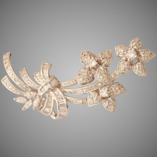 Art Deco Diamond Flower Brooch | 18K White Gold |