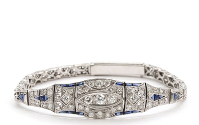 Art Deco sapphire and diamond bracelet, mounted in 14k white gold. L. 18 cm. Weight app. 17.5 g.
