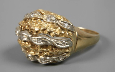 Bague pour femme avec diamants 2ème moitié du 20ème siècle, or blanc et jaune testé...
