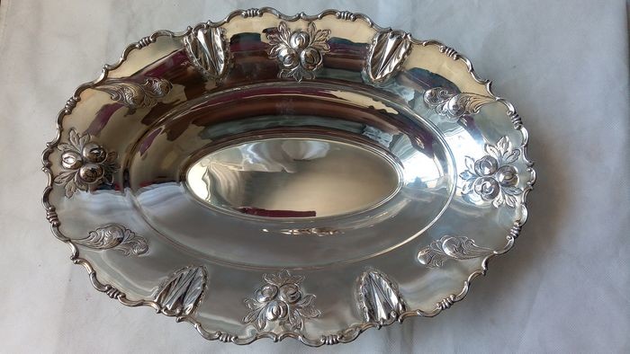 Centerpiece Tray - .800 silver - Italy - Late 20th century