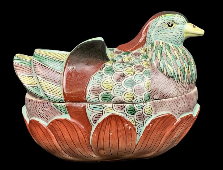Chinese Glazed Lidded Bird Bowl
