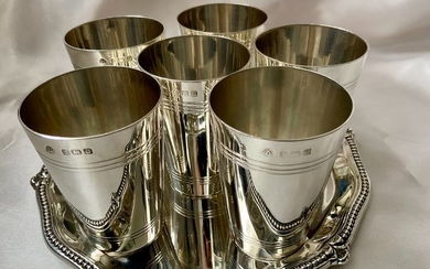 Cup, Tray, Set of six sterling silver cups / tumblers / beakers on sterling silver tray(7) - .925 silver - Adie Brothers / William Aitken - U.K. - First half 20th century