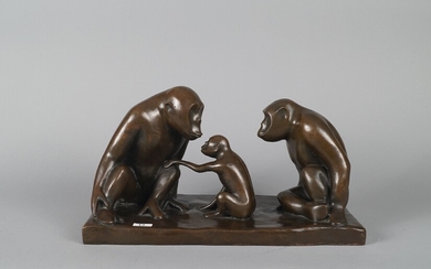 D'après E. Frémiet, groupe de singes en bronze, dim. 21 x 37 cm.