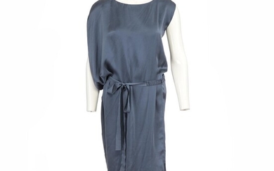 SOLD. Day Birger Mikkelsen: A blue dress of silk with one sleeve, a rounded neck line and removable belt. Size 34. – Bruun Rasmussen Auctioneers of Fine Art