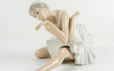 Death Of The Swan 1004855 - Lladro Porcelain Figurine