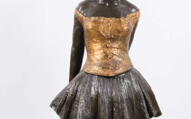 Een grote bronzen replica naar Edgar Degas (1834-1917), "Petite danseuse de quatorze ans"