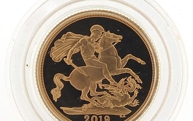 Elizabeth II 2019 gold proof sovereign with capsule - this l...