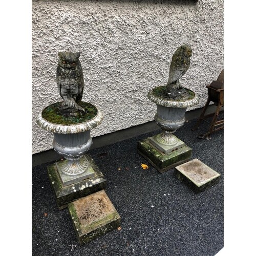 Fine pair of Regency cast iron urns, complete with 2 limesto...