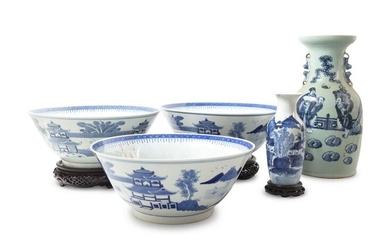 Five Chinese Blue and White Porcelain Articles