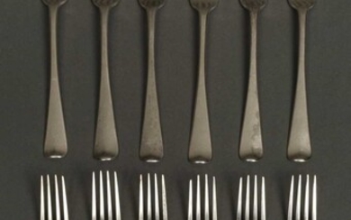 Forks. 12 George III silver table forks by Thomas Wilkes Barber, London 1809