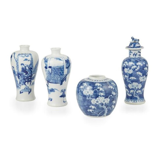 GROUP OF FOUR BLUE AND WHITE WARES QING DYNASTY, 19TH