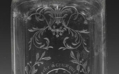 GroÃŸe Barock-Schraubflasche mit Emblemdekor