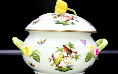 Herend - Artwork Tureen with Lemon Knob Lid and Handles - "Rothschild Bird" - Tureen - Hand Painted Porcelain