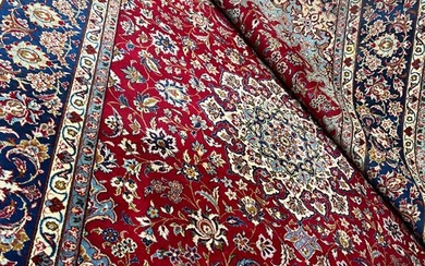 Isphahan - Carpet - 380 cm - 260 cm