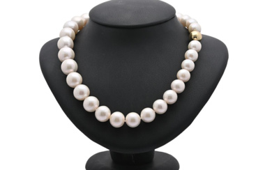Jewellery Pearl necklace PEARL NECKLACE, cultured freshwater pearls, graduated 12-...