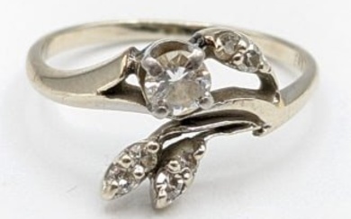 Ladies 14K White Gold Diamond Flower Ring