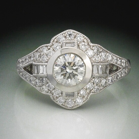 Ladies'Art Deco Diamond Ring 0.90 ct Diamond Ring