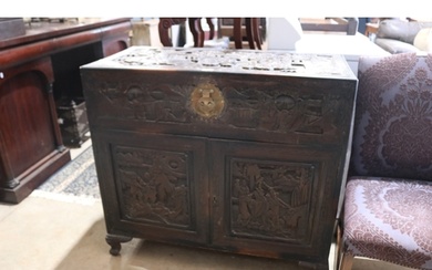 Large antique Chinese camphor wood chest with lift up top st...