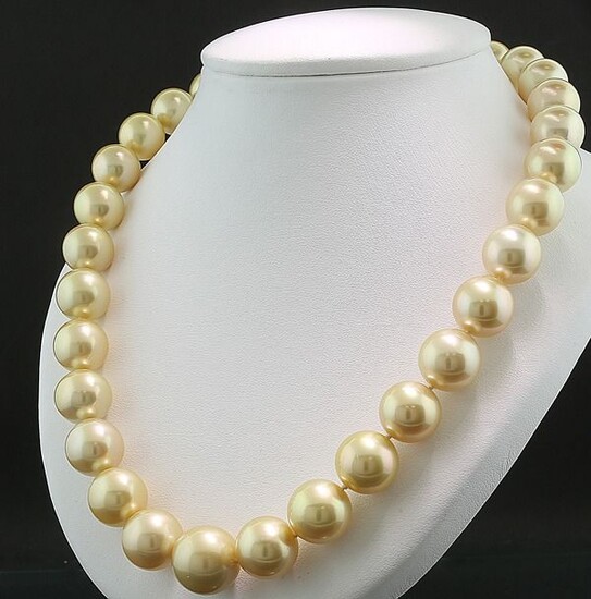 Low Reserve Price - 18 kt. Gold - Necklace, Necklace Golden South Sea pearl necklace, huge 12.2-16.1 mm diamond clasp top luster