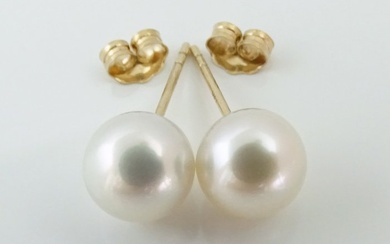 No Reserve Price - Akoya Pearls, Round, 7.5 -8 mm Earrings - Yellow gold