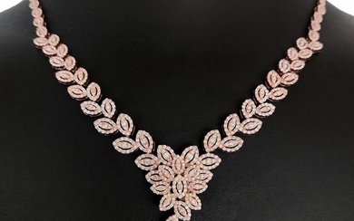 ***No Reserve Price*** IGI Certified 4.32ct Pink Diamond Necklace - 14 kt. Pink gold - Necklace