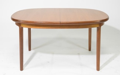 Oval Mid Century Modern Dining Table