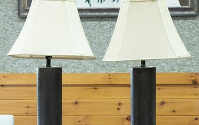 PR OF CYLINDRICAL WOODEN TABLE LAMPS