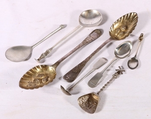 Pair of George III silver berry serving spoons, London 1814,...