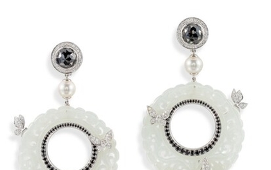 Pair of Jade, Diamond and Cultured Pearl Pendent Earrings | 翡翠 配 鑽石 及 養殖珍珠 耳環一對