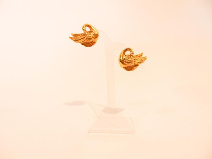 Pair of swan earrings in 18 karat yellow gold, brand, approx. 6 g.