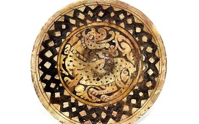 Persische Schale mit Sgraffito-Dekor