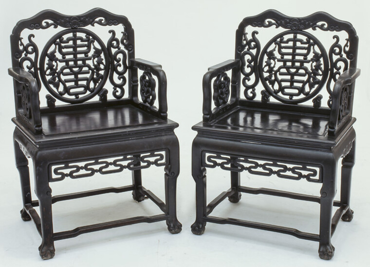 Pr. Chinese Qing hardwood armchairs