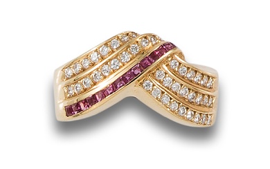 RING, 80'S, WITH DIAMONDS AND RUBIES, IN YELLOW GOLD