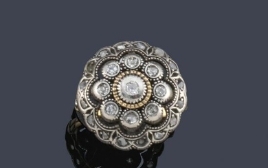 Rosette ring 18K yellow gold and silver with rose and