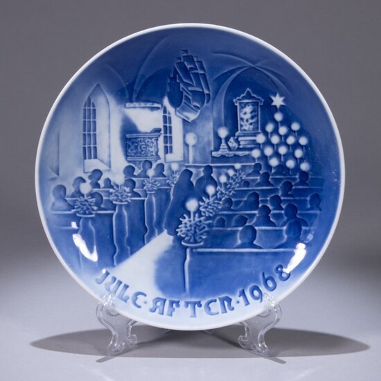 Royal Copenhagen Porcelain 1968 Christmas Plate